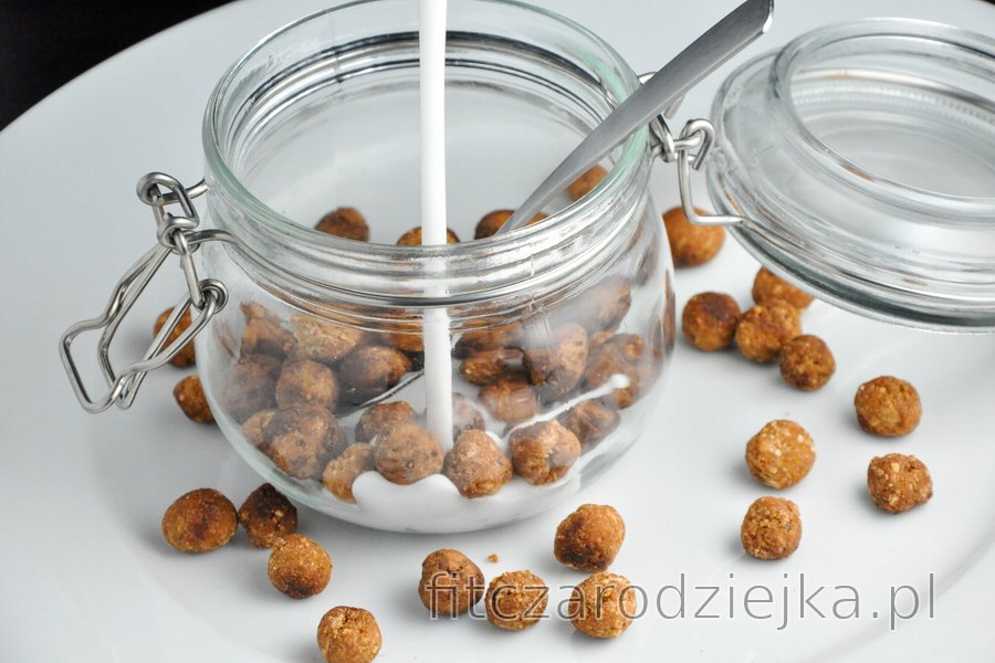 Zdrowe kulki zbożowe (waniliowe lub kakaowe)