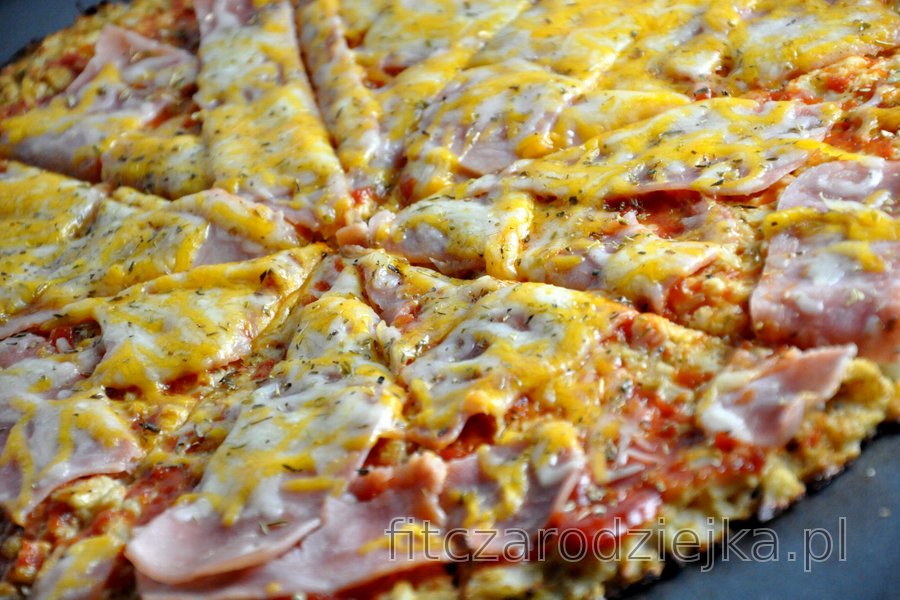 Zdrowa pizza kalafiorowa